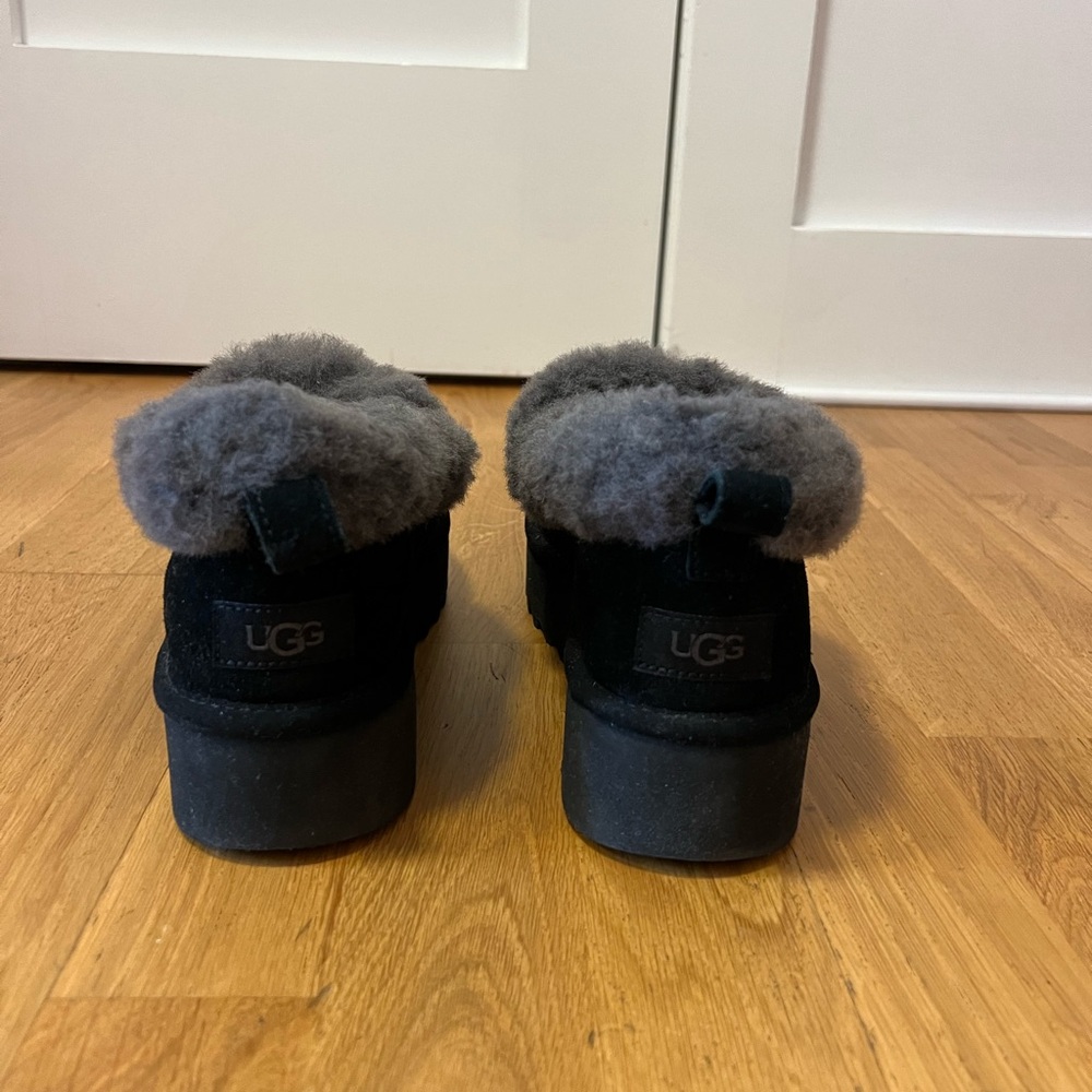 *NEW* UGG Nita Black Platform Slipper - Picture 4 of 6